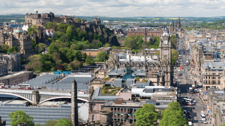 Health and Care Careers in Edinburgh and the Lothians￼